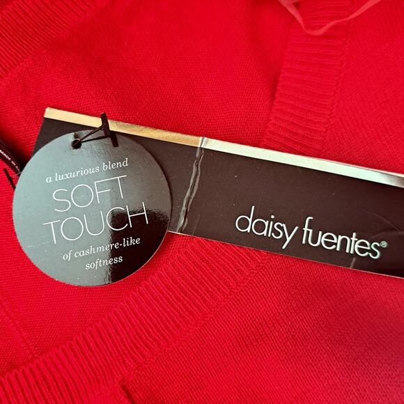 Daisy Fuentes Long Sleeve Sweater - Picture 7 of 8